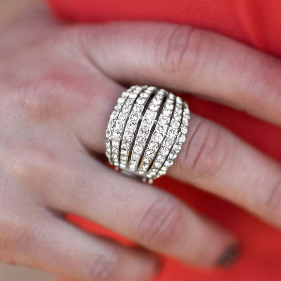 paparazzi Jewelry - ❤️Bubble Bling Ring